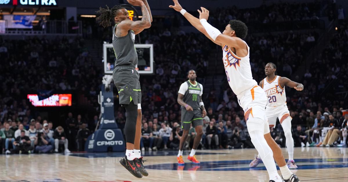 Randle's 32 points lead the Timberwolves in a 116-104 win that hands the Suns a 3rd straight loss | National Sports