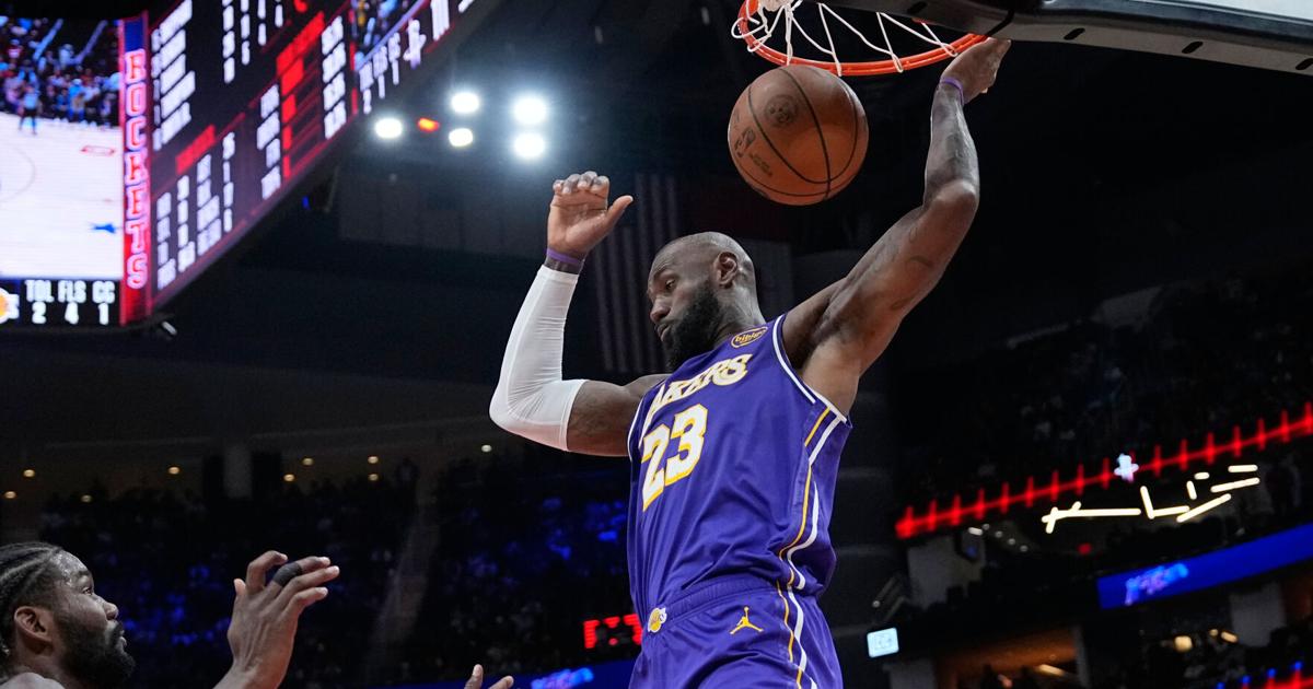 Another record for LeBron: He ties Robert Parish by appearing in his 1,611th NBA regular-season game | Pro National Sports