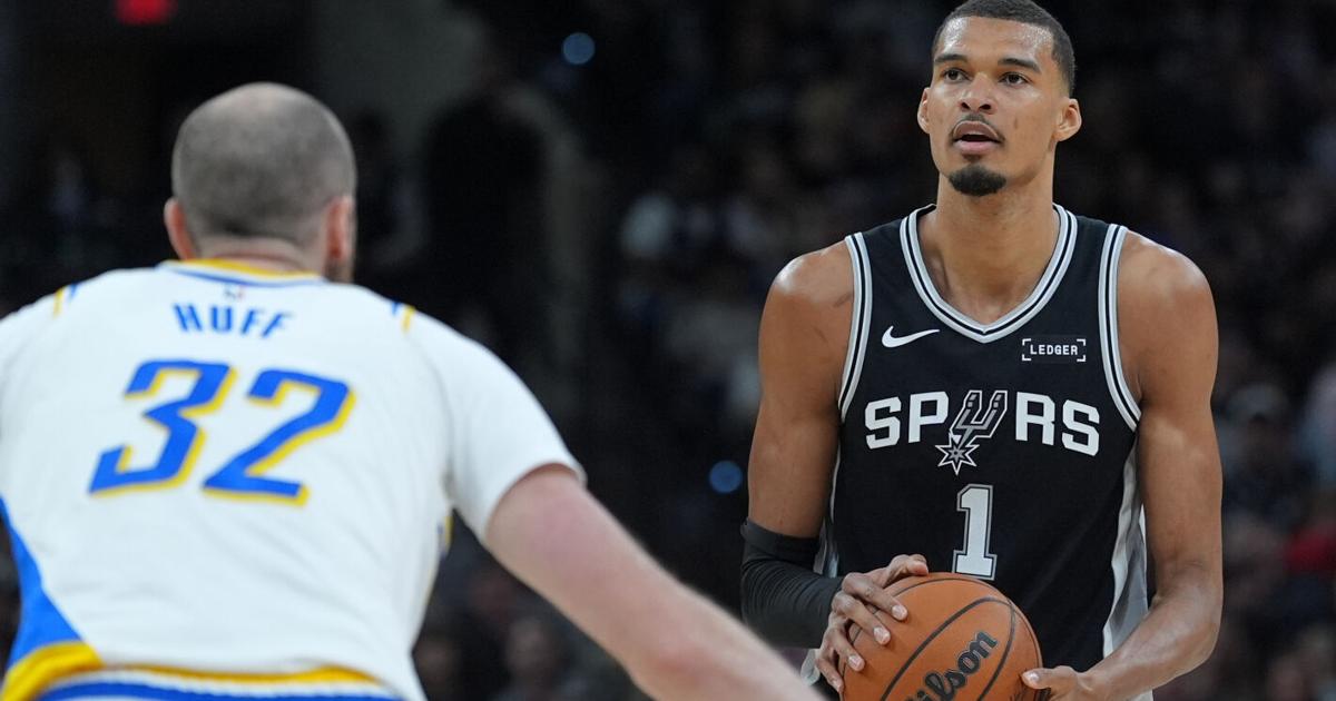 Wembanyama scores 20 points as Spurs send Pacers to 16th straight loss | NBA