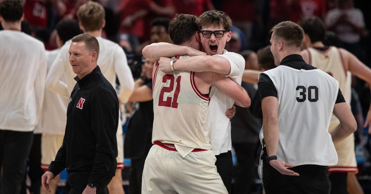 Essegian and Sandfort friendship fuels basketball success | Sports