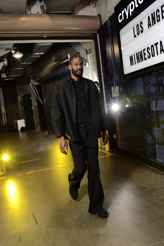 On Tuesday night, 7-foot-tall Ayton looked like the self-proclaimed “DominAyton.” NBAE via Getty Images