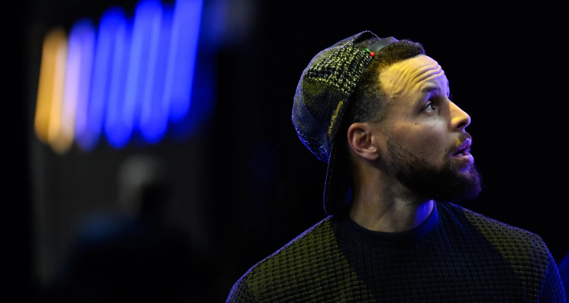 Warriors' Stephen Curry sends warning to NBA as playoffs near
