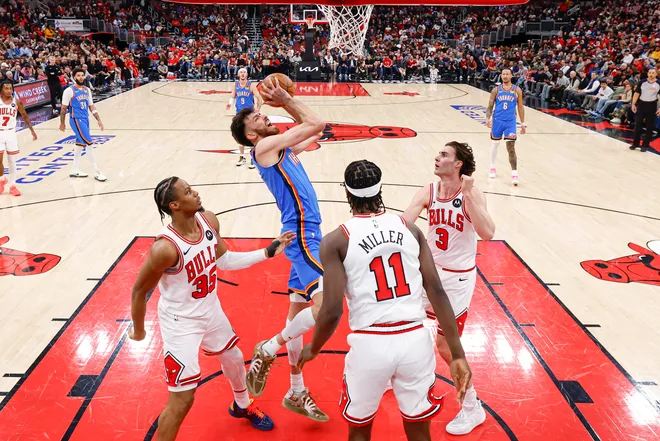 Mar 3, 2026; Chicago, Illinois, USA; Oklahoma City Thunder center Chet Holmgren (7) shoots against the Chicago Bulls during the second half at United Center. Mandatory Credit: Kamil Krzaczynski-Imagn Images