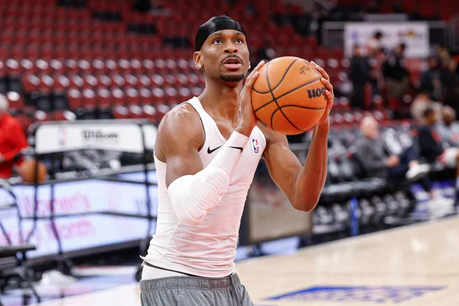 Mar 3, 2026; Chicago, Illinois, USA; Oklahoma City Thunder guard Shai Gilgeous-Alexander (2) warms up before an NBA game against the Chicago Bulls at United Center. Mandatory Credit: Kamil Krzaczynski-Imagn Images