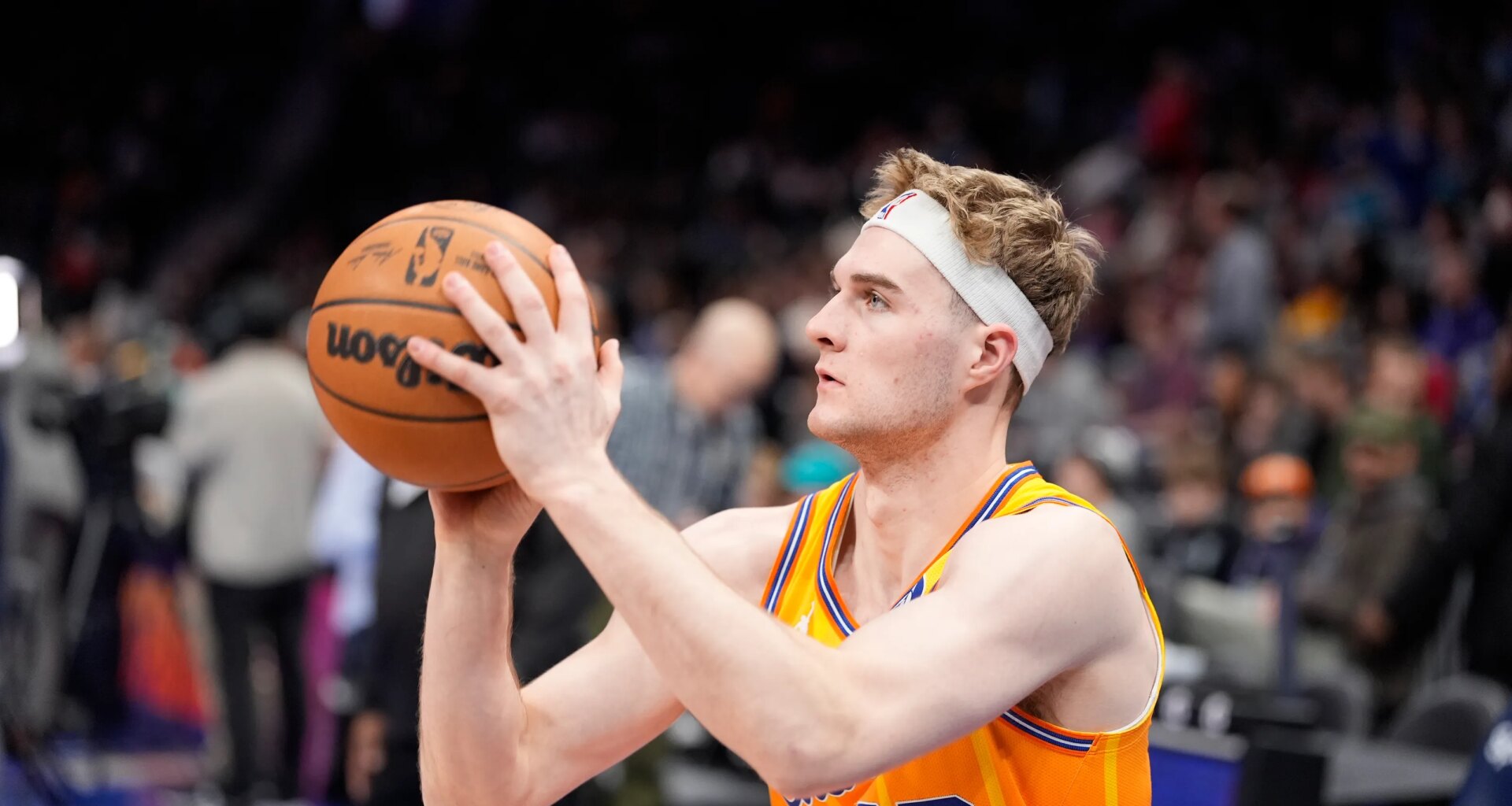 Liam McNeeley recalled from G League after latest stint