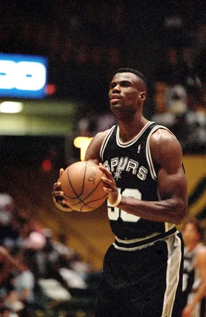 San Antonio Spurs center David Robinson in action against the Washington Wizards.