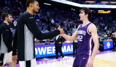 Rookie Maxime Raynaud registers first 30-point game