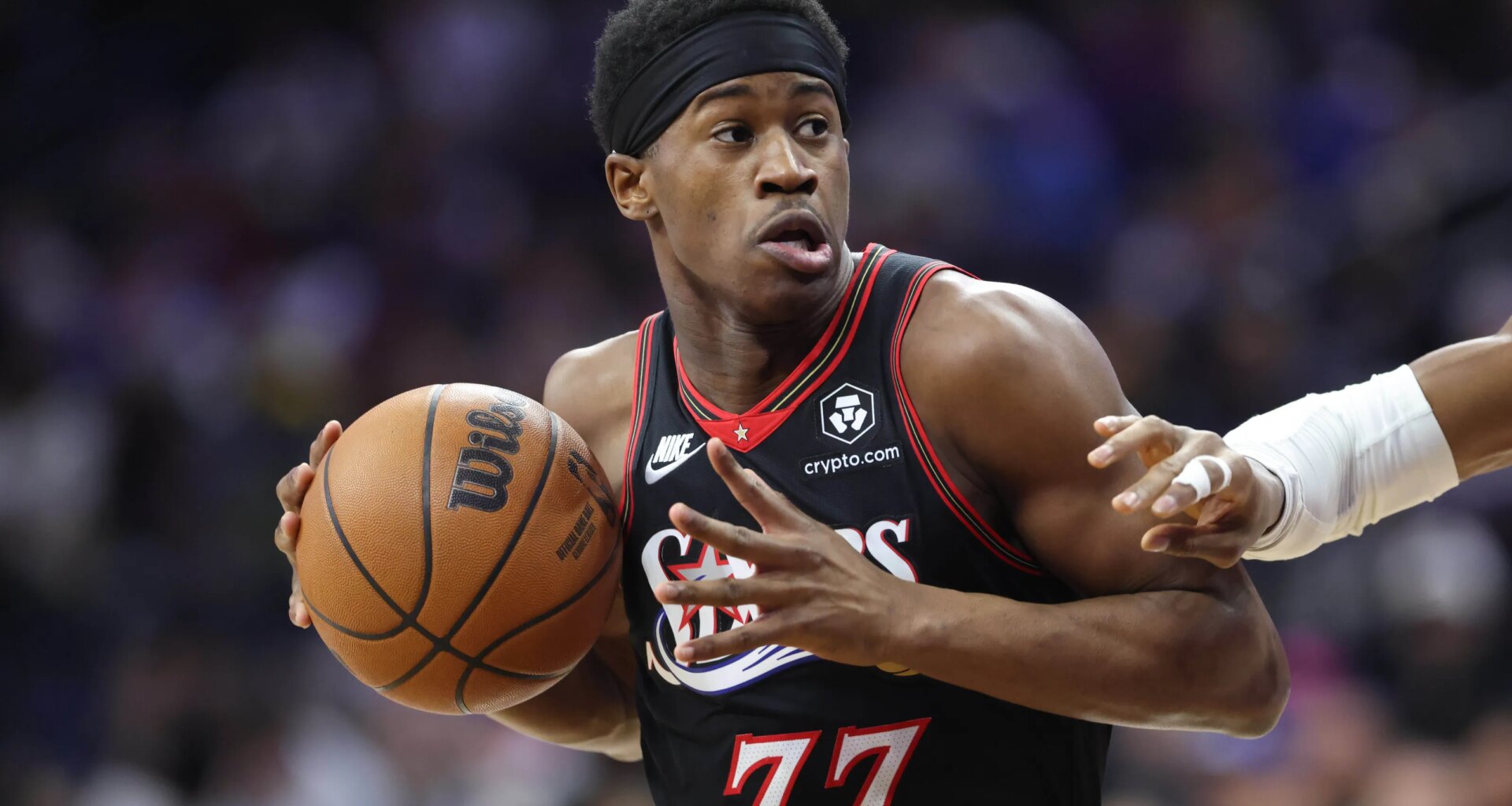 Paul George gives respect to VJ Edgecombe for holding Sixers down