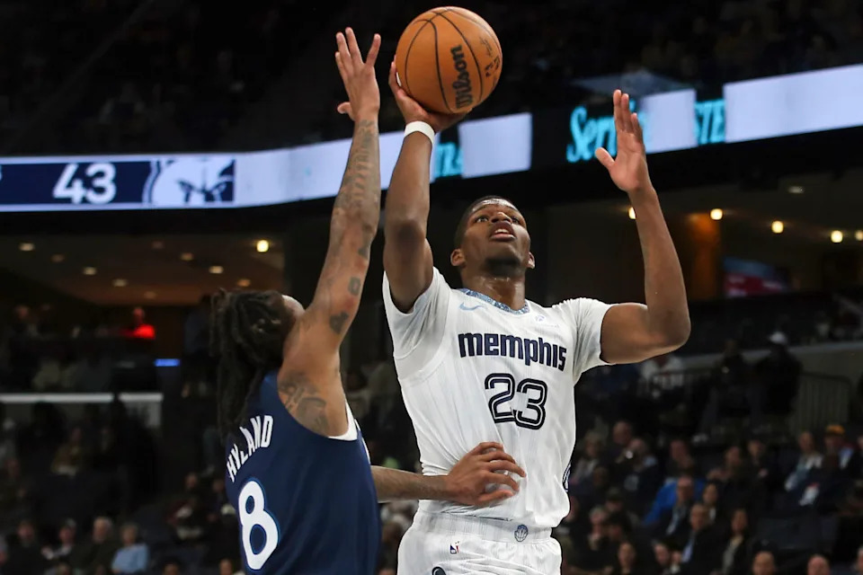 Memphis Grizzlies forward Cedric CowardPetre Thomas-Imagn Images