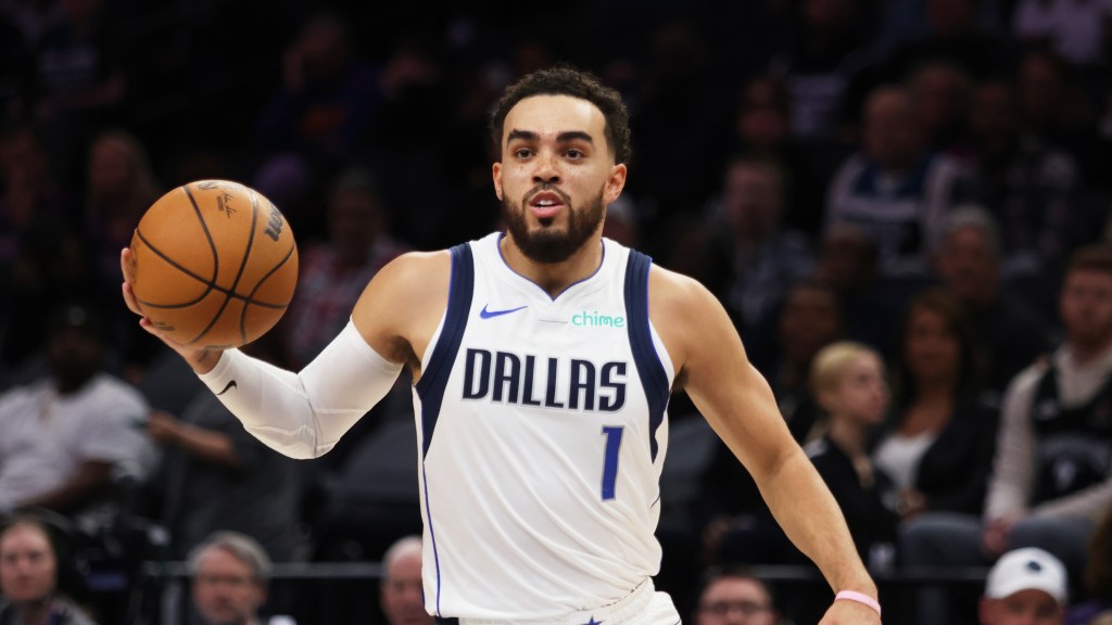 Nuggets sign Tyus Jones for rest of season, source says