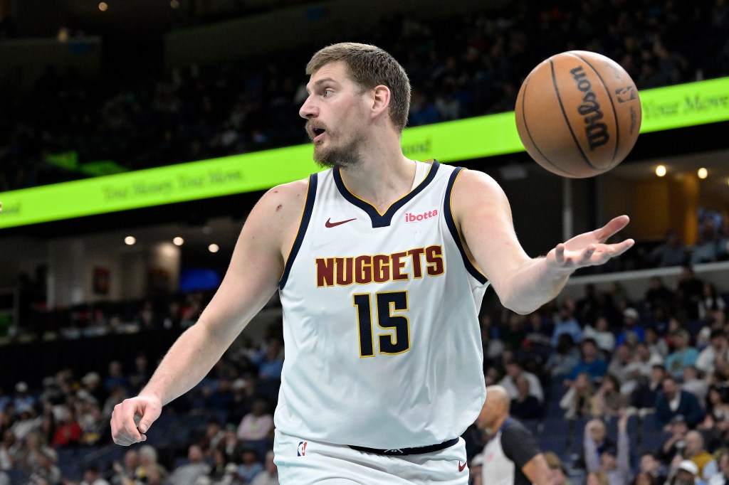 Nikola Jokic commits 10 turnovers as Nuggets suffer costly loss to Grizzlies