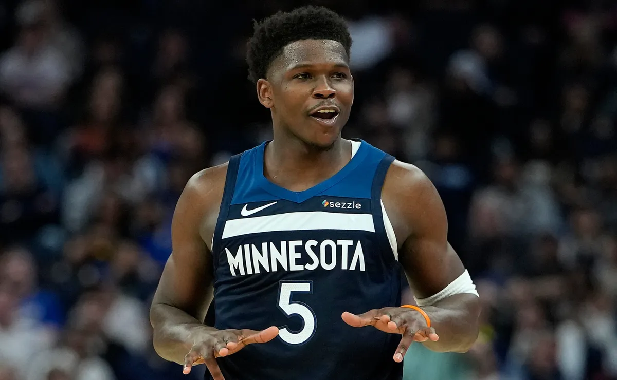 Is Anthony Edwards playing tonight, Mar. 30, for Timberwolves vs Mavericks at American Airlines Center?