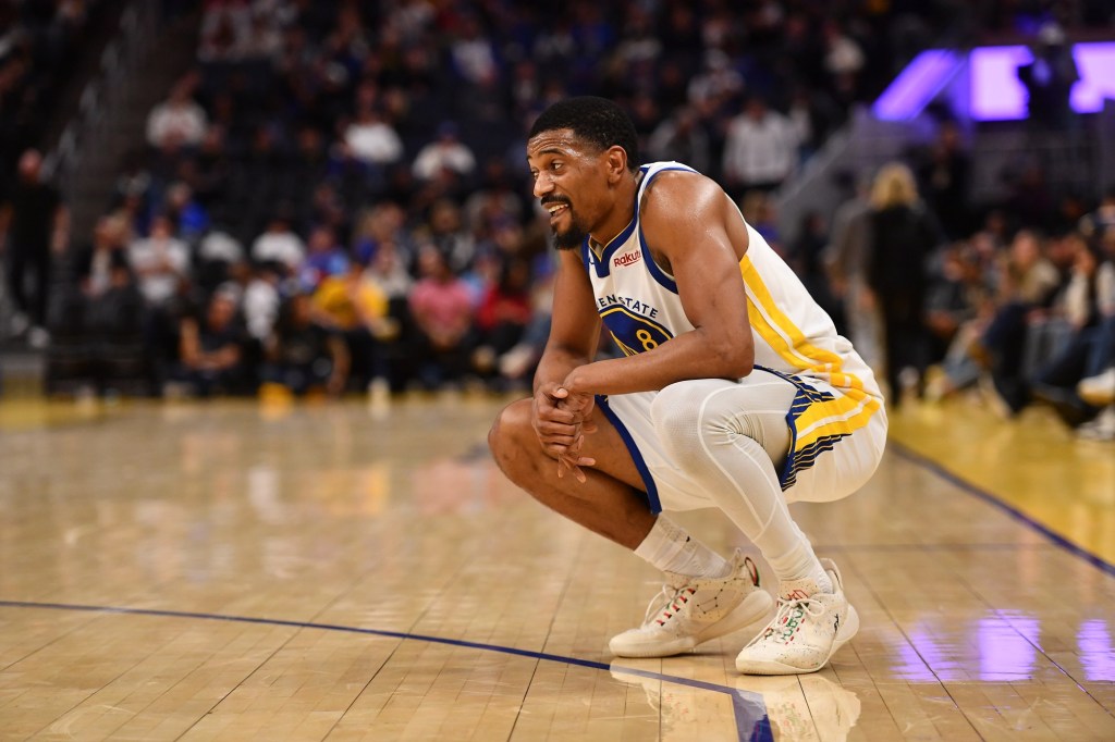 De'Anthony Melton thumb injury slowing down Warriors guard