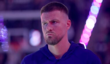 What can Warriors expect in return?