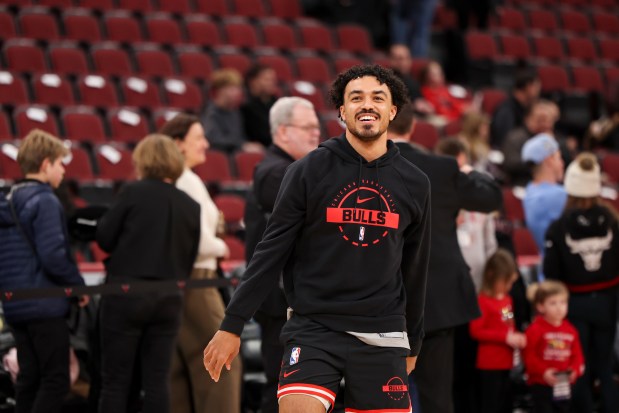 Chicago Bulls guard Tre Jones warms up before the game against the Milwaukee Bucks at the United Center on Sunday, March 1, 2026. (Eileen T. Meslar/Chicago Tribune)