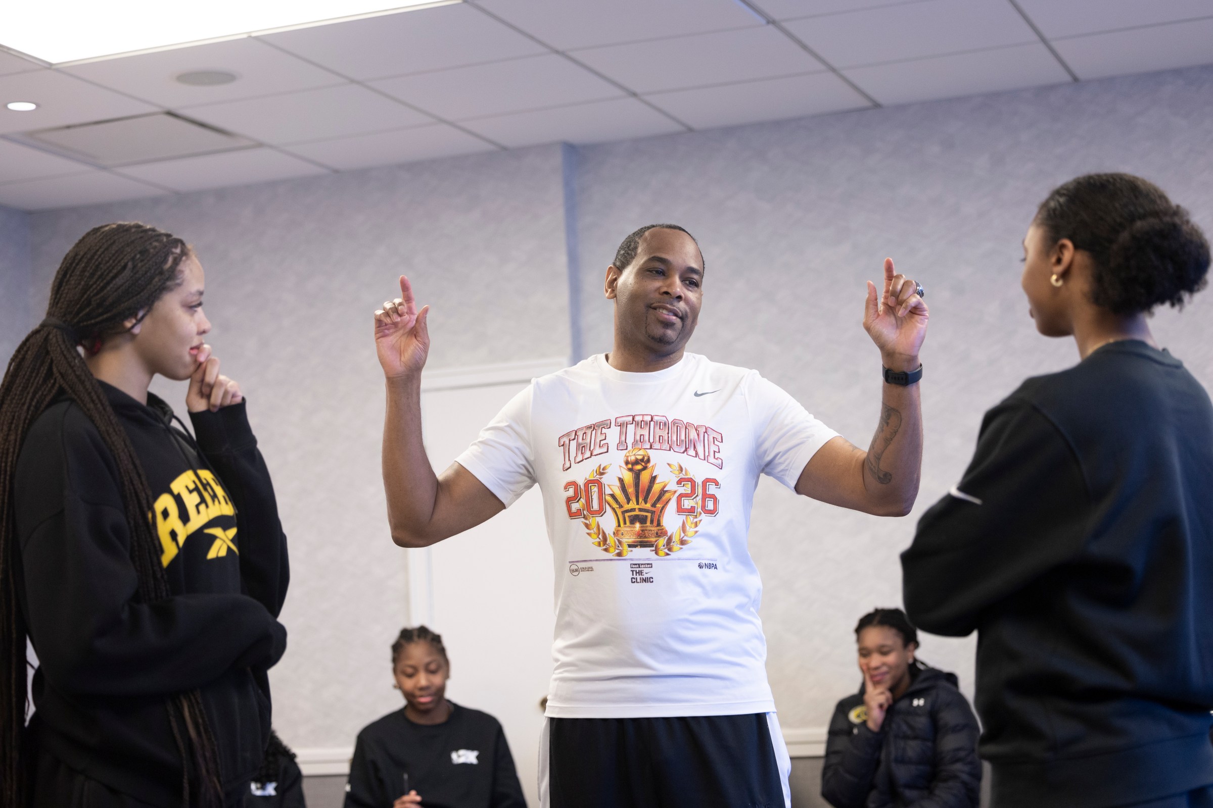 Derek Anderson speaks to students in one of The Throne’s classroom settings.