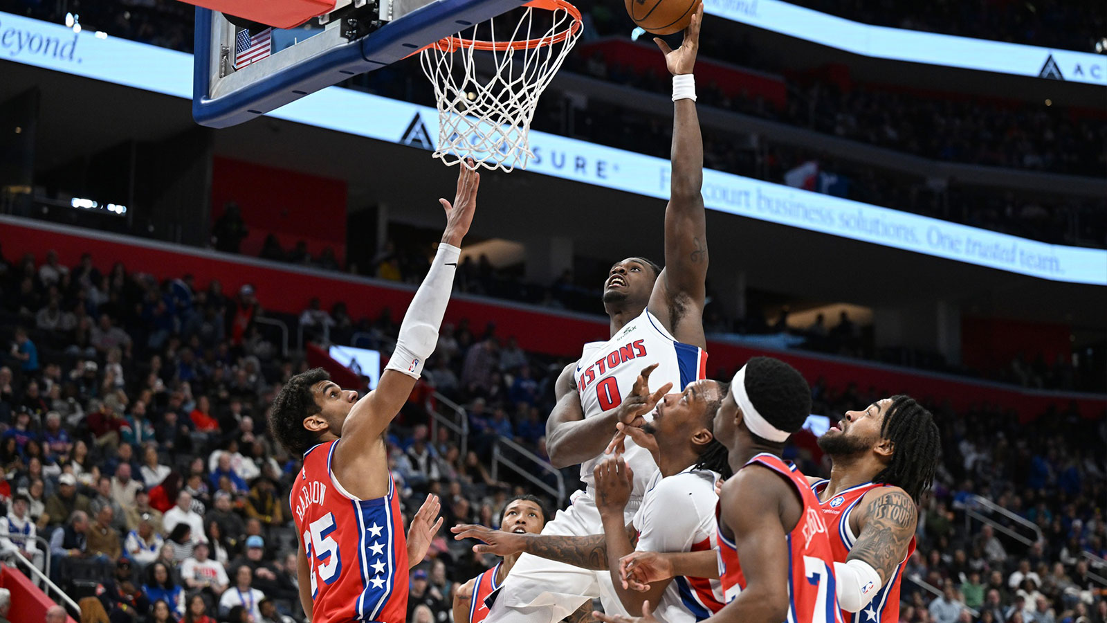 Detroit Pistons center Jalen Duren (0) drives to the basket against Philadelphia 76ers