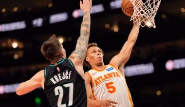 Hawks score 44 points in the 1st quarter and rout the Trail Blazers 135-101