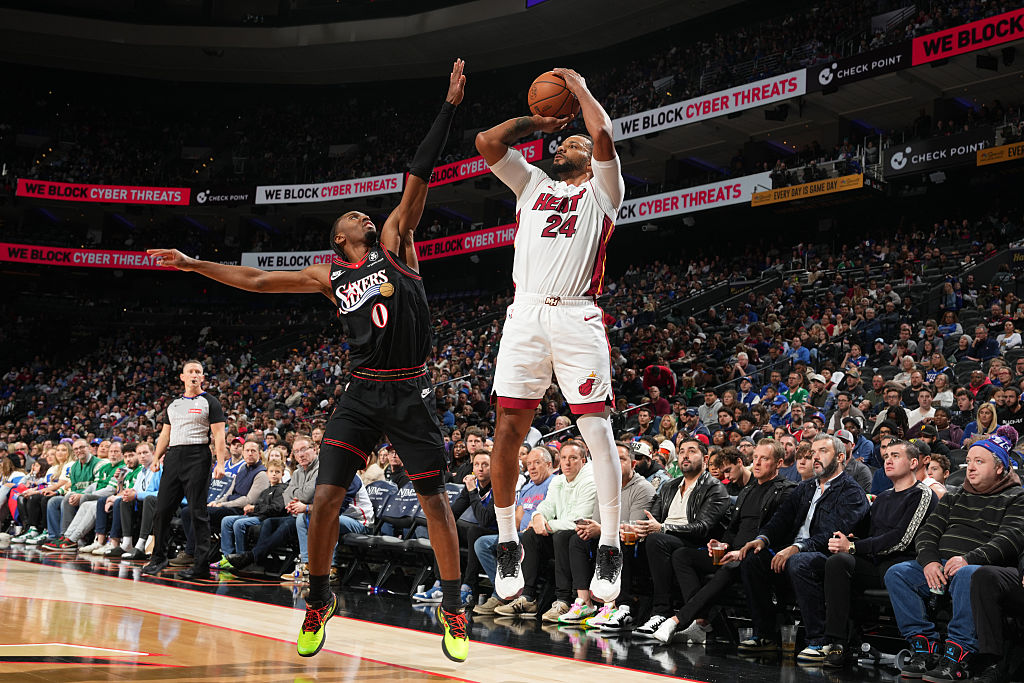 PHILADELPHIA, PA - NOVEMBER 23: Norman Powell #24 of the Miami Heat shoots a three point basket during the game against the Philadelphia 76ers on November 23, 2025 at the Wells Fargo Center in Philadelphia, Pennsylvania NOTE TO USER: User expressly acknowledges and agrees that, by downloading and/or using this Photograph, user is consenting to the terms and conditions of the Getty Images License Agreement. Mandatory Copyright Notice: Copyright 2025 NBAE (Photo by Jesse D. Garrabrant/NBAE via Getty Images)