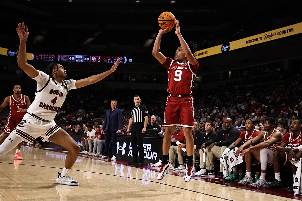 COLUMBIA, SOUTH CAROLINA - JANUARY 20: Nijel Pack #9 of the Oklahoma Sooners shoots the ball over Kobe Knox #4 of the South Carolina Gamecocks during the second half of the basketball game at Colonial Life Arena on January 20, 2026 in Columbia, South Carolina. (Photo by David Jensen/Getty Images)