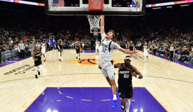 PHOENIX, AZ - FEBRUARY 10: Cooper Flagg #32 of the Dallas Mavericks drives to the basket during the game against the Phoenix Suns on February 10, 2026 at PHX Arena in Phoenix, Arizona. NOTE TO USER: User expressly acknowledges and agrees that, by downloading and or using this photograph, user is consenting to the terms and conditions of the Getty Images License Agreement. Mandatory Copyright Notice: Copyright 2026 NBAE (Photo by Kate Frese/NBAE via Getty Images)