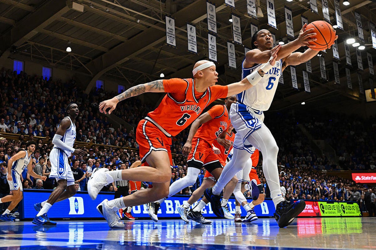 AP men’s basketball Top 25: Duke steady at No. 1; Illinois, Virginia enter top 10
