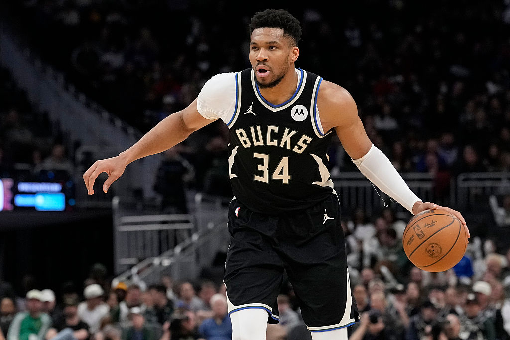 MILWAUKEE, WISCONSIN - MARCH 15: Giannis Antetokounmpo #34 of the Milwaukee Bucks dribbles the ball against the Indiana Pacers during the third quarter at Fiserv Forum on March 15, 2026 in Milwaukee, Wisconsin. NOTE TO USER: User expressly acknowledges and agrees that, by downloading and or using this photograph, User is consenting to the terms and conditions of the Getty Images License Agreement. (Photo by Patrick McDermott/Getty Images)