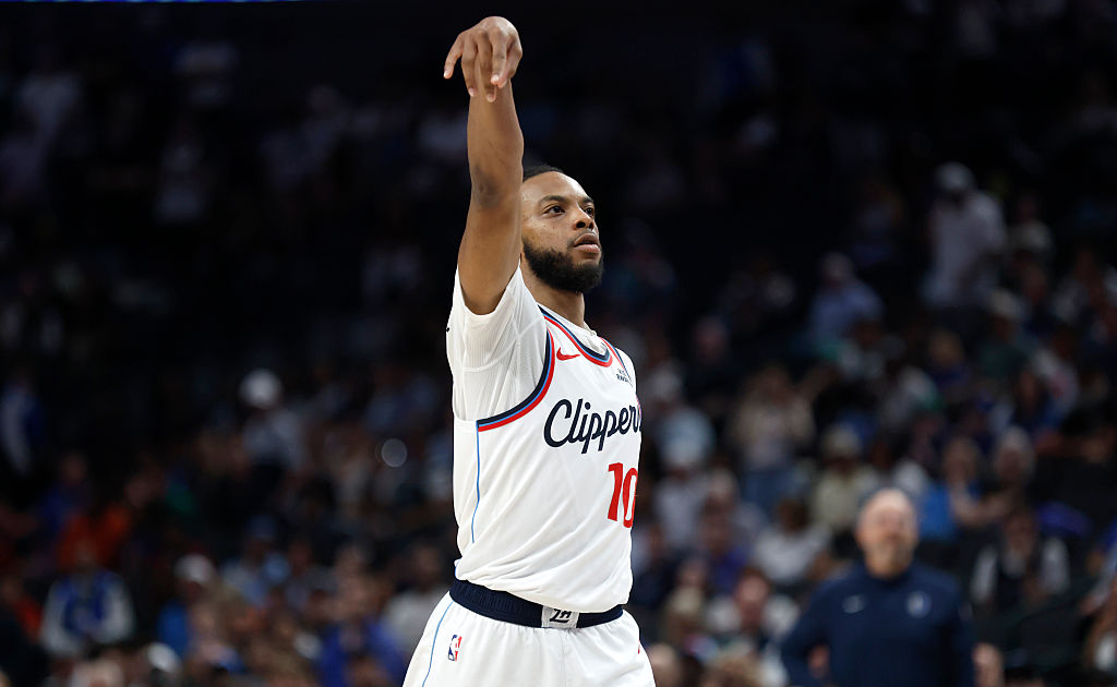 DALLAS, TEXAS - MARCH 21: Darius Garland #10 of the Los Angeles Clippers reacts after scoring a basket in overtime against the Dallas Mavericks at American Airlines Center on March 21, 2026 in Dallas, Texas. NOTE TO USER: User expressly acknowledges and agrees that, by downloading and or using this photograph, User is consenting to the terms and conditions of the Getty Images License Agreement. (Photo by Ron Jenkins/Getty Images)