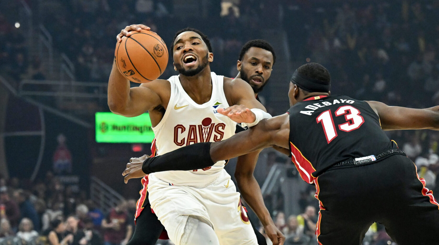 Live Updates: Highlights & Results from Tonight's 8-Game Slate