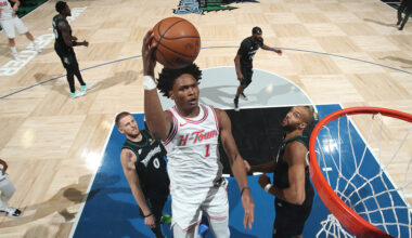 MINNEAPOLIS, MN - MARCH 25: Amen Thompson #1 of the Houston Rockets dunks the ball during the game against the Minnesota Timberwolves on March 25, 2026 at Target Center in Minneapolis, Minnesota. NOTE TO USER: User expressly acknowledges and agrees that, by downloading and or using this Photograph, user is consenting to the terms and conditions of the Getty Images License Agreement. Mandatory Copyright Notice: Copyright 2026 NBAE (Photo by Jordan Johnson/NBAE via Getty Images)