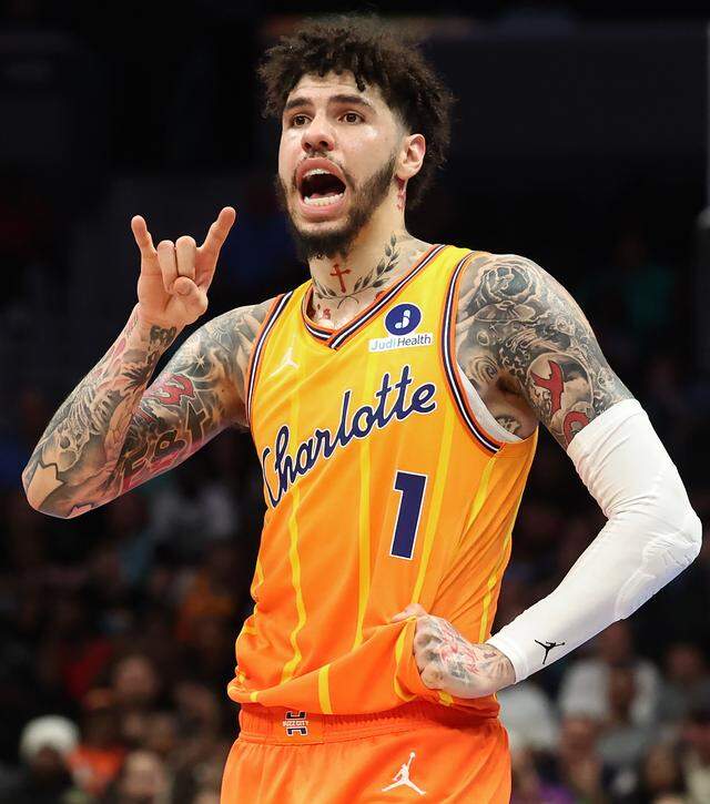 Charlotte Hornets guard LaMelo Ball gives instructions to his teammates during Saturday’s action against the Memphis Grizzlies at Spectrum Center.
