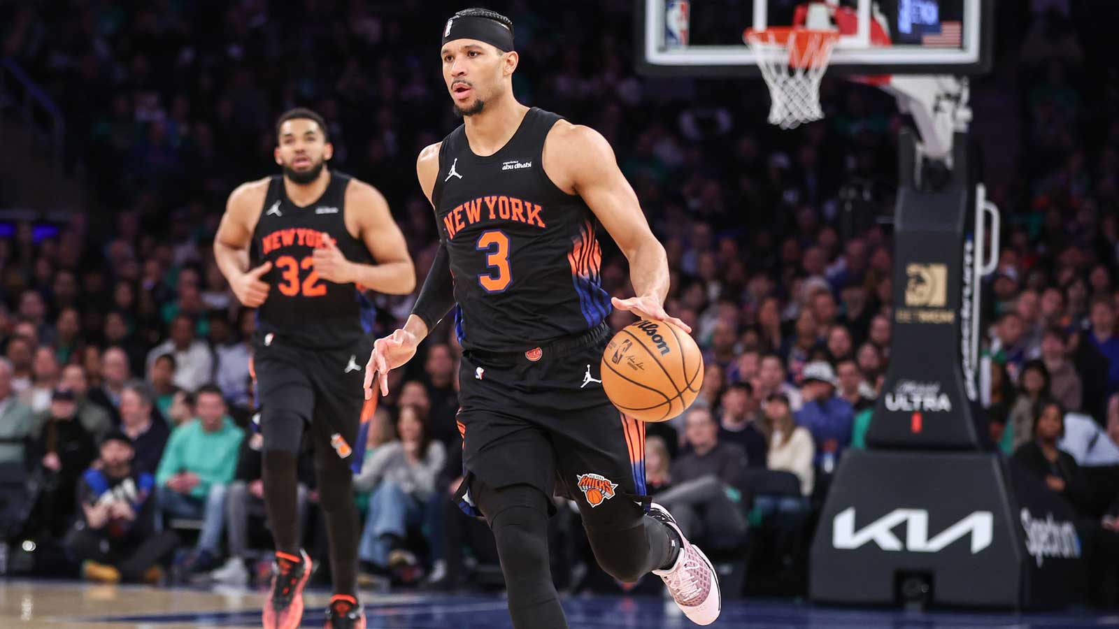 New York Knicks guard Josh Hart (3) brings the ball up court in the third quarter against the Indiana Pacers at Madison Square Garden.