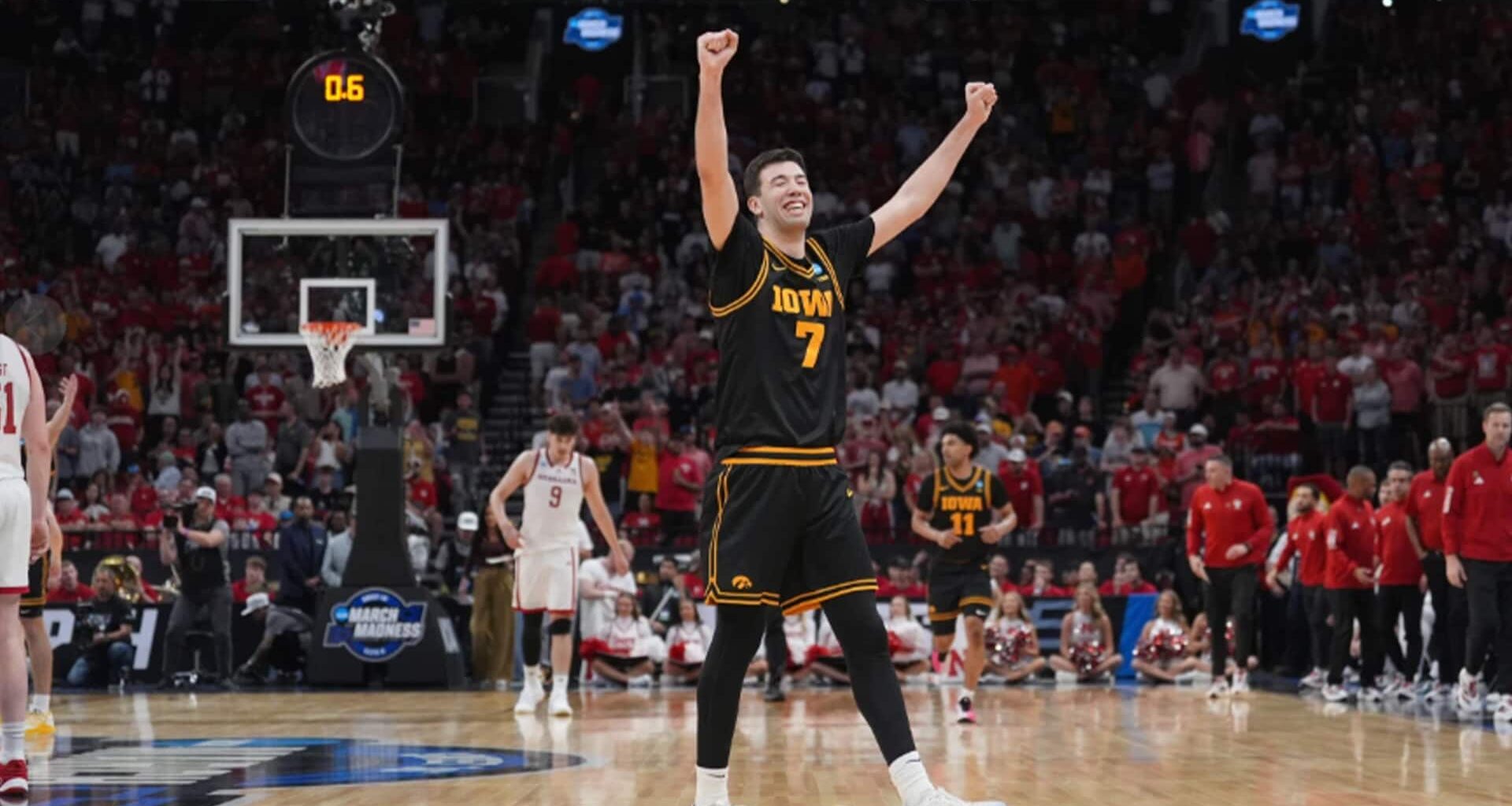 Recap: March Madness Sweet Sixteen, Day 1