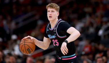 Miami Heat's Kasparas Jakucionis shows off dunking skills