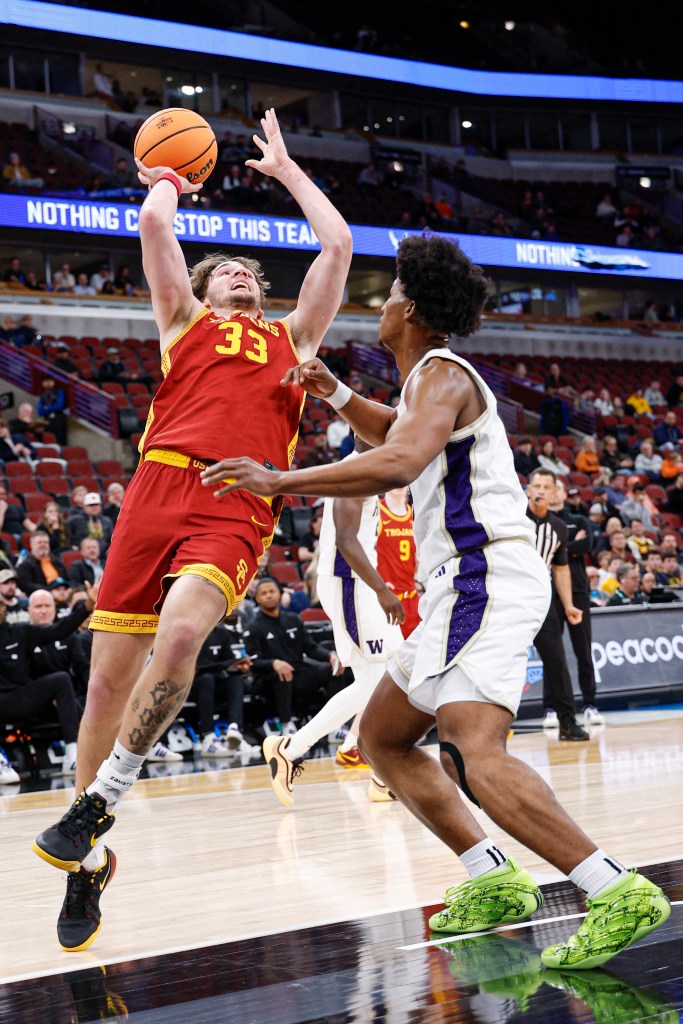 USC forward Jaden Brownell