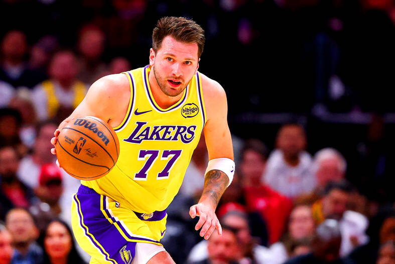 Doncic leads Los Angeles Lakers to sixth straight win
