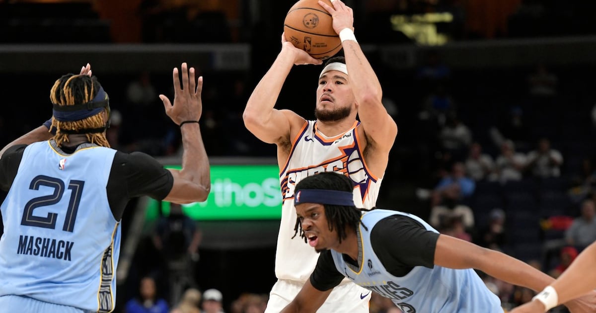 Devin Booker scores 36 on 16-of-24 shooting, Phoenix Suns beat Memphis Grizzlies