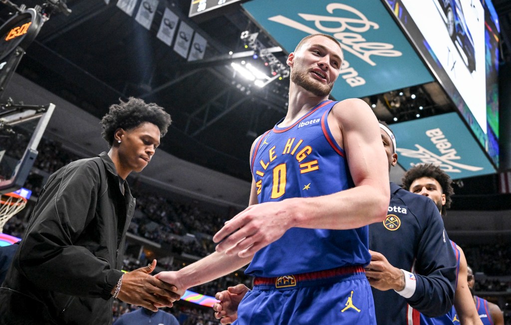 Nuggets blow out Rockets and find their missing rhythm