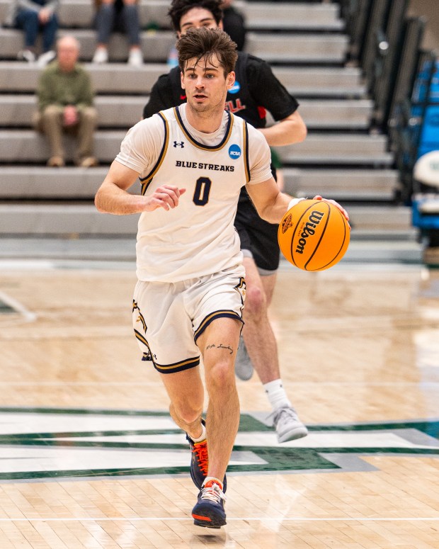 Point guard Luke Chicone of Mentor scored 12 points and had 11 assists in John Carroll's NCAA D-III tournament opening win over Grinnell March 6. (John Carroll Athletics)
