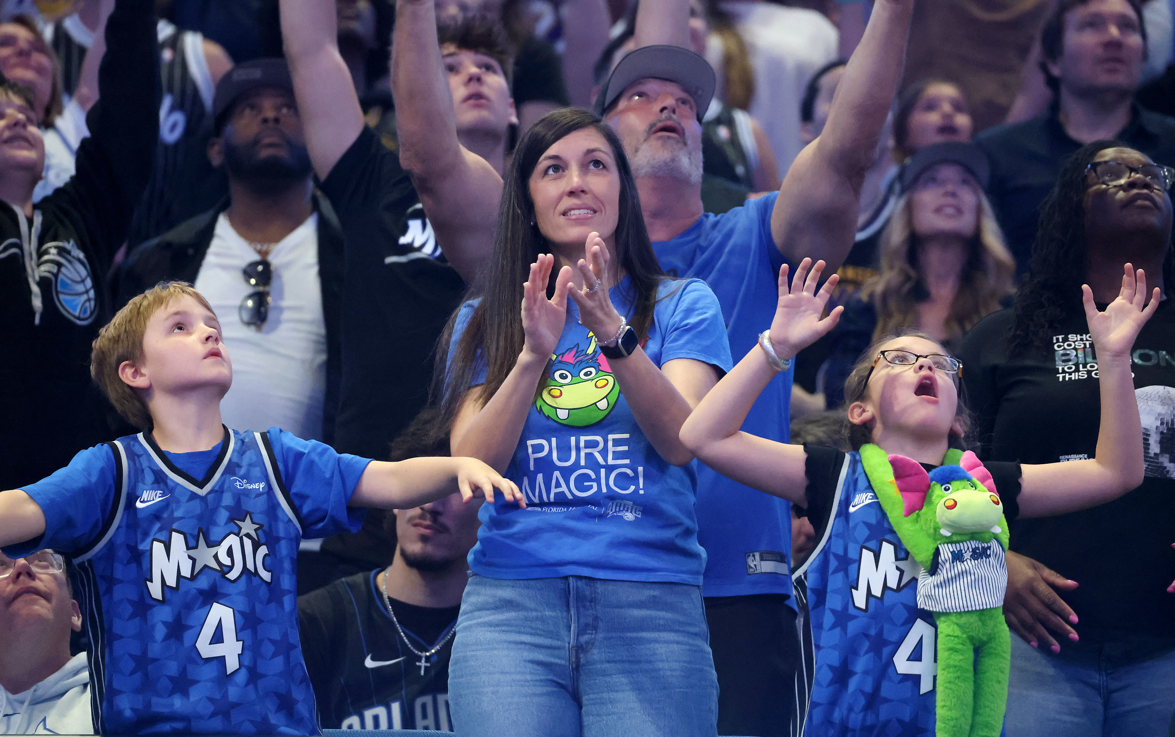Fans cheer during the Los Angeles Lakers at Orlando Magic...