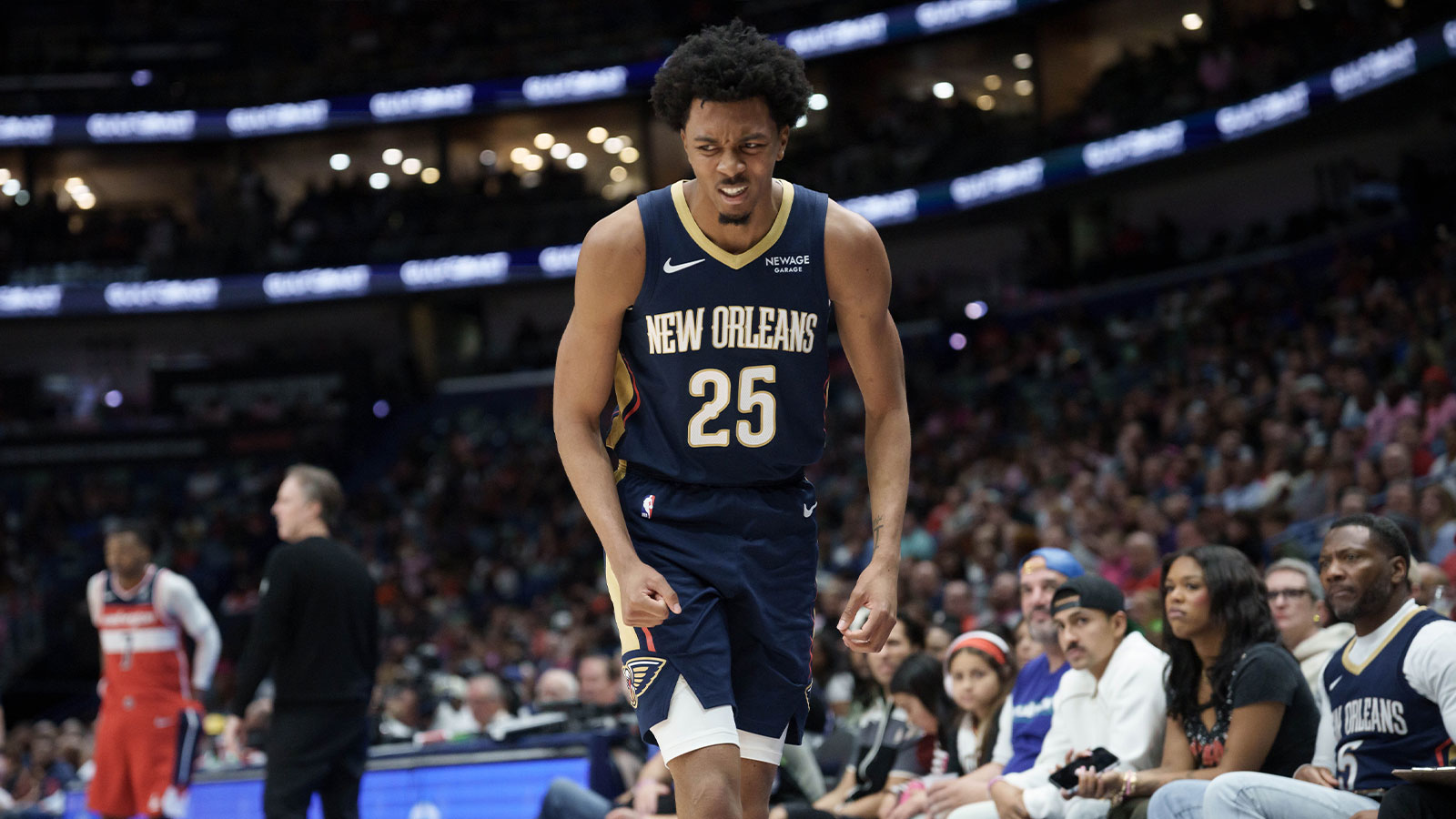 New Orleans Pelicans forward Trey Murphy III (25) reacts after banging his hand during the second half against the Washington Wizards at Smoothie King Center.