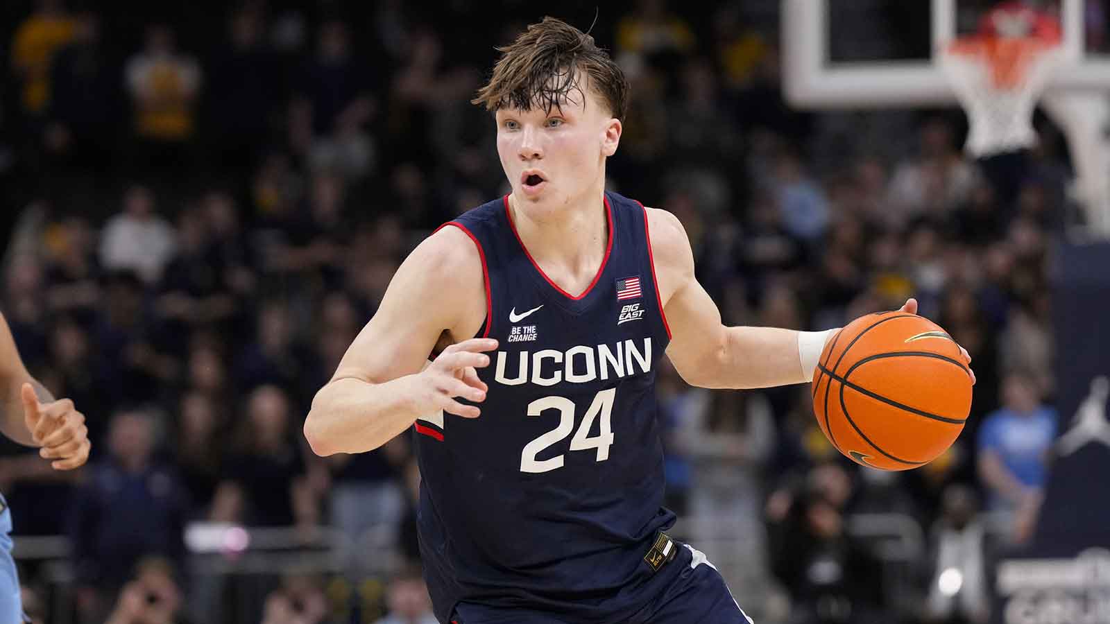 Connecticut Huskies guard Braylon Mullins (24) during the game against the Marquette Golden Eagles at Fiserv Forum. 