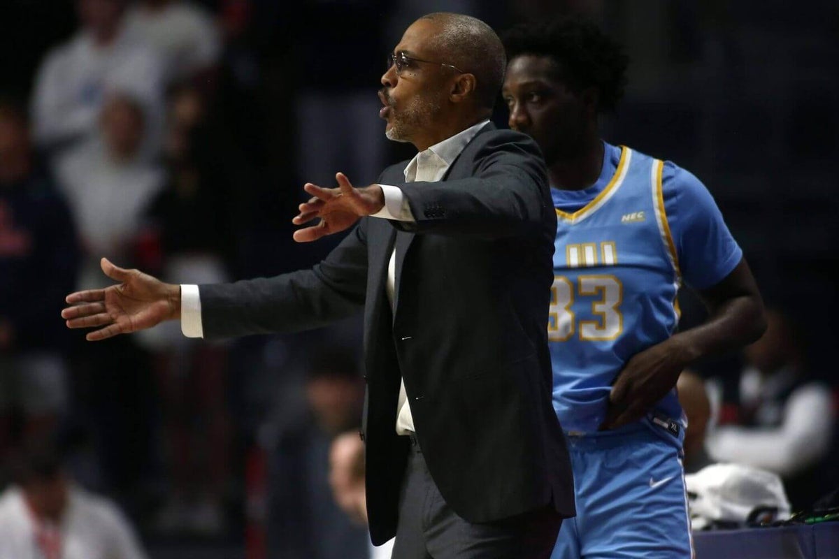 What is 17-year NBA veteran Rod Strickland doing coaching LIU? Trying to shock the world