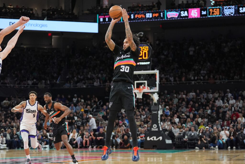 8. Julian Champagnie