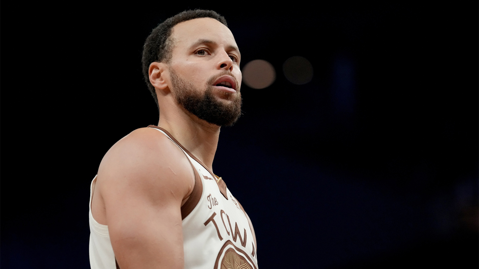 Warriors guard Stephen Curry (30) stands on the court during a break in the action against the Detroit Pistons in the third quarter at the Chase Center