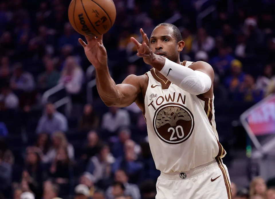 Feb 9, 2026; San Francisco, California, USA; Golden State Warriors center Al Horford (20) passes the ball against the Memphis Grizzlies during the first quarter at Chase Center. Mandatory Credit: Kelley L Cox-Imagn Images