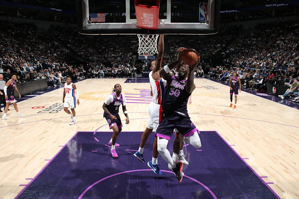 MINNEAPOLIS, MN – MARCH 28: Julius Randle #30 of the Minnesota Timberwolves drives to the basket during the game against the Detroit Pistons on March 28, 2026 at Target Center in Minneapolis, Minnesota. NOTE TO USER: User expressly acknowledges and agrees that, by downloading and or using this Photograph, user is consenting to the terms and conditions of the Getty Images License Agreement. Mandatory Copyright Notice: Copyright 2026 NBAE (Photo by David Sherman/NBAE via Getty Images) | NBAE via Getty Images