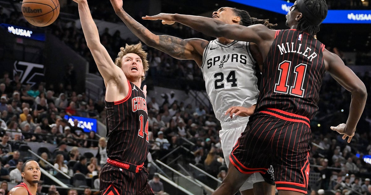 Wembanyama records fastest double-double in league history, fueling Spurs to 129-114 win over Bulls