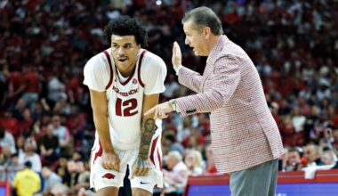 College basketball expert picks for Saturday's loaded Top 25 slate