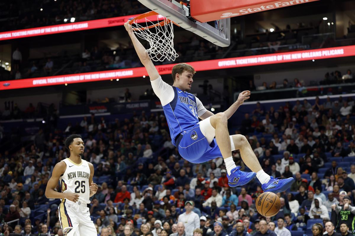 Cooper Flagg Shines Despite Mavericks' Loss To Pelicans